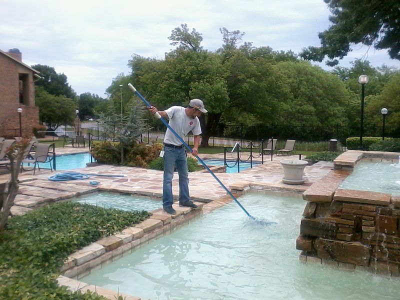 Pool-Maintenance-and-service